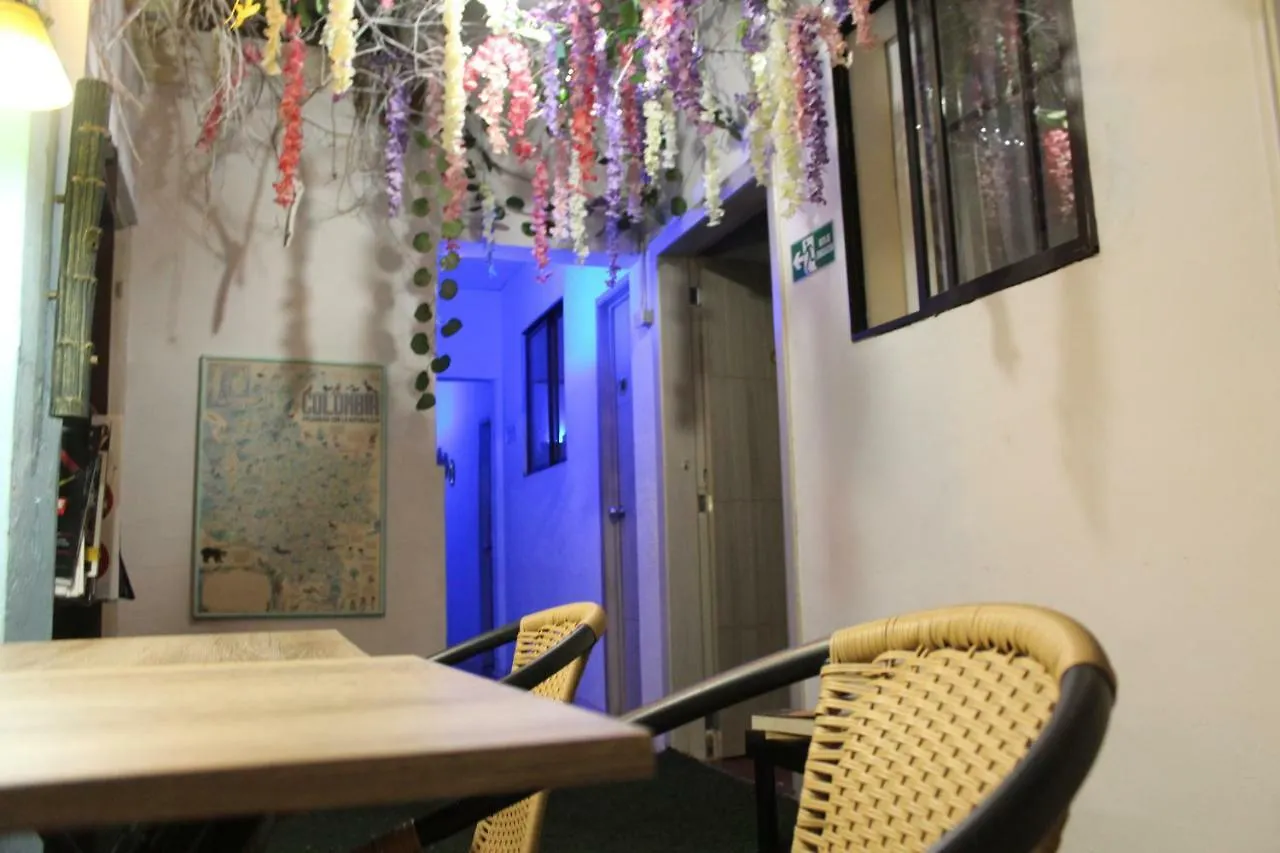 Hostel La Antigua Capsula Cali 0*,  Kolombiya