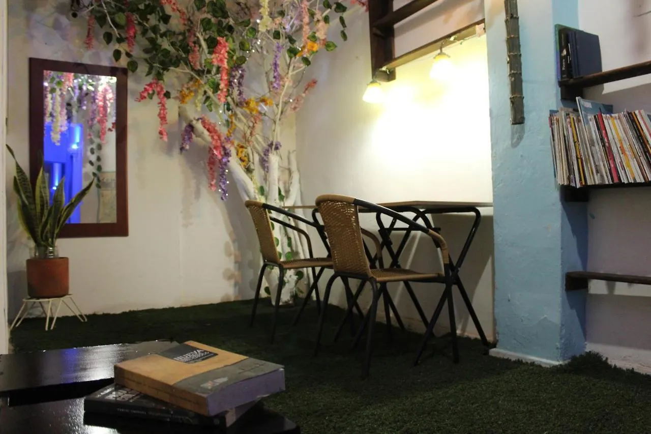 Hostel La Antigua Capsula Cali